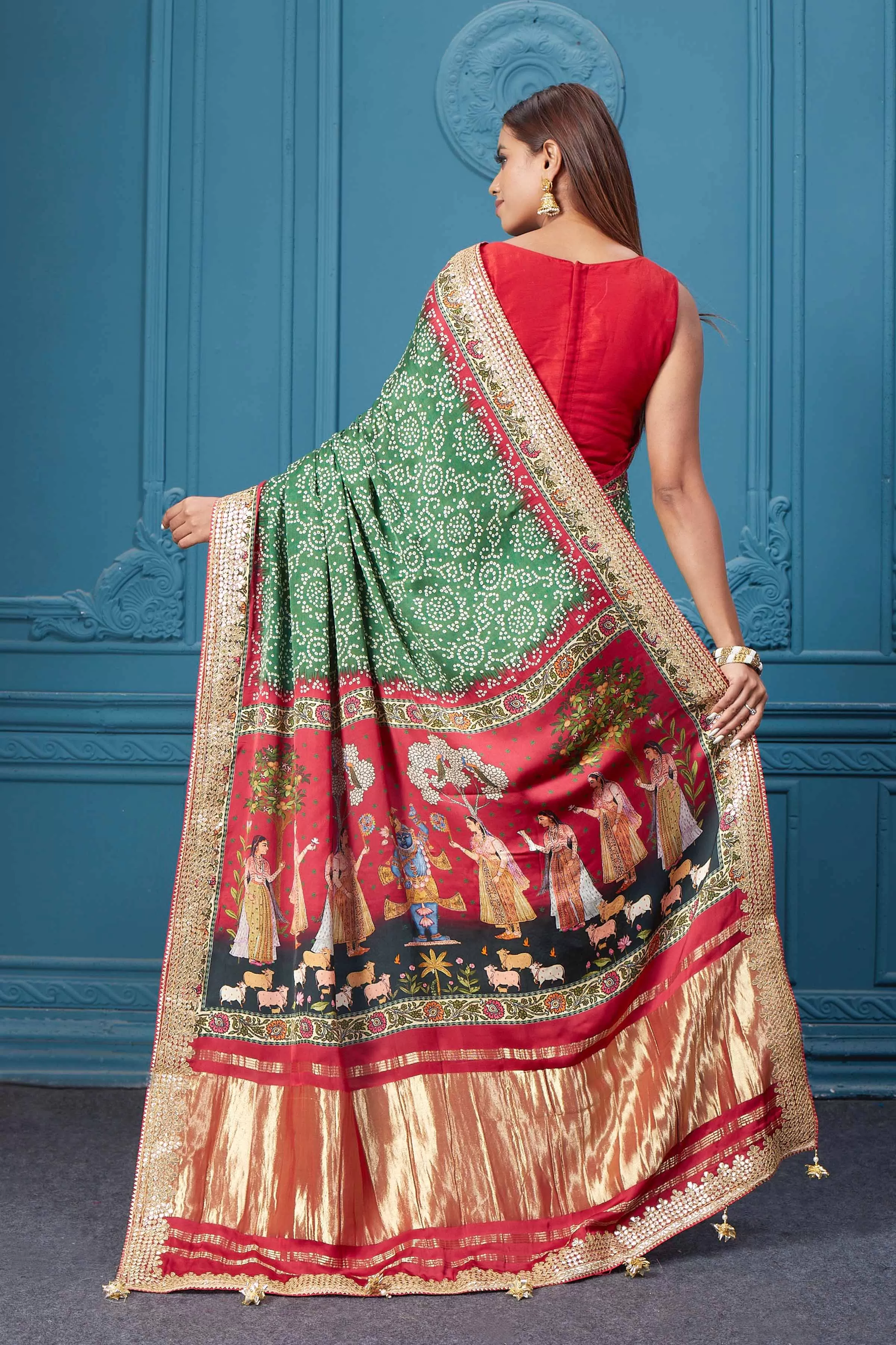 91A029 Green Bandhej Crepe Saree with Embroidered Border