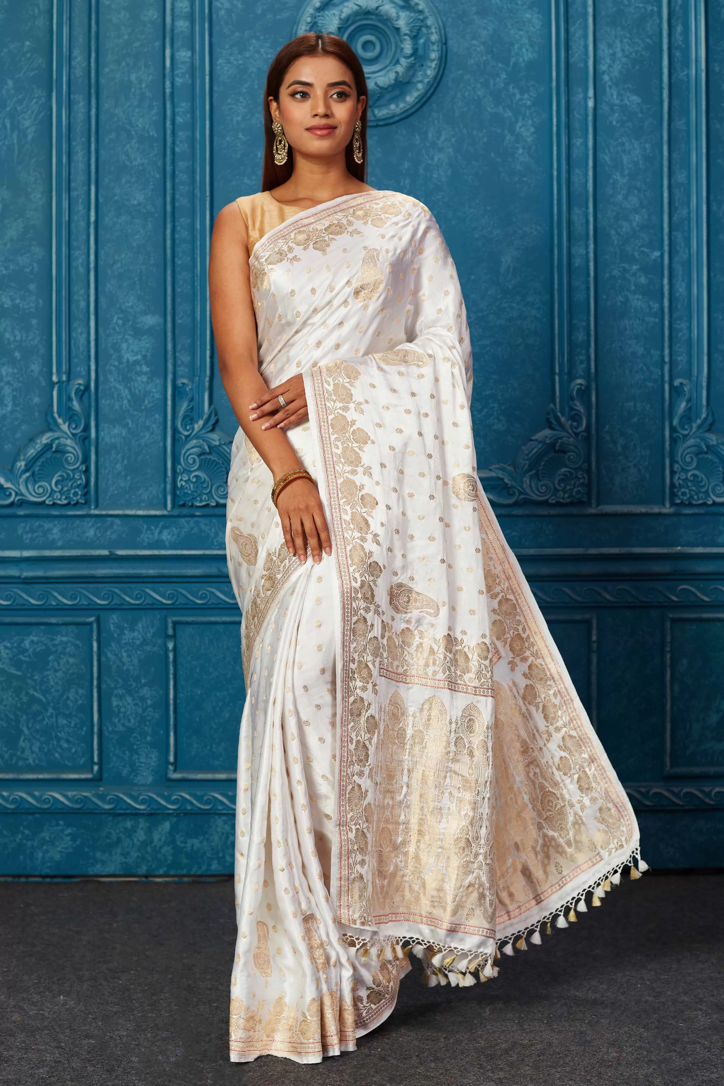 91A220 Off White Banarasi Saree with Zari Buta and Border