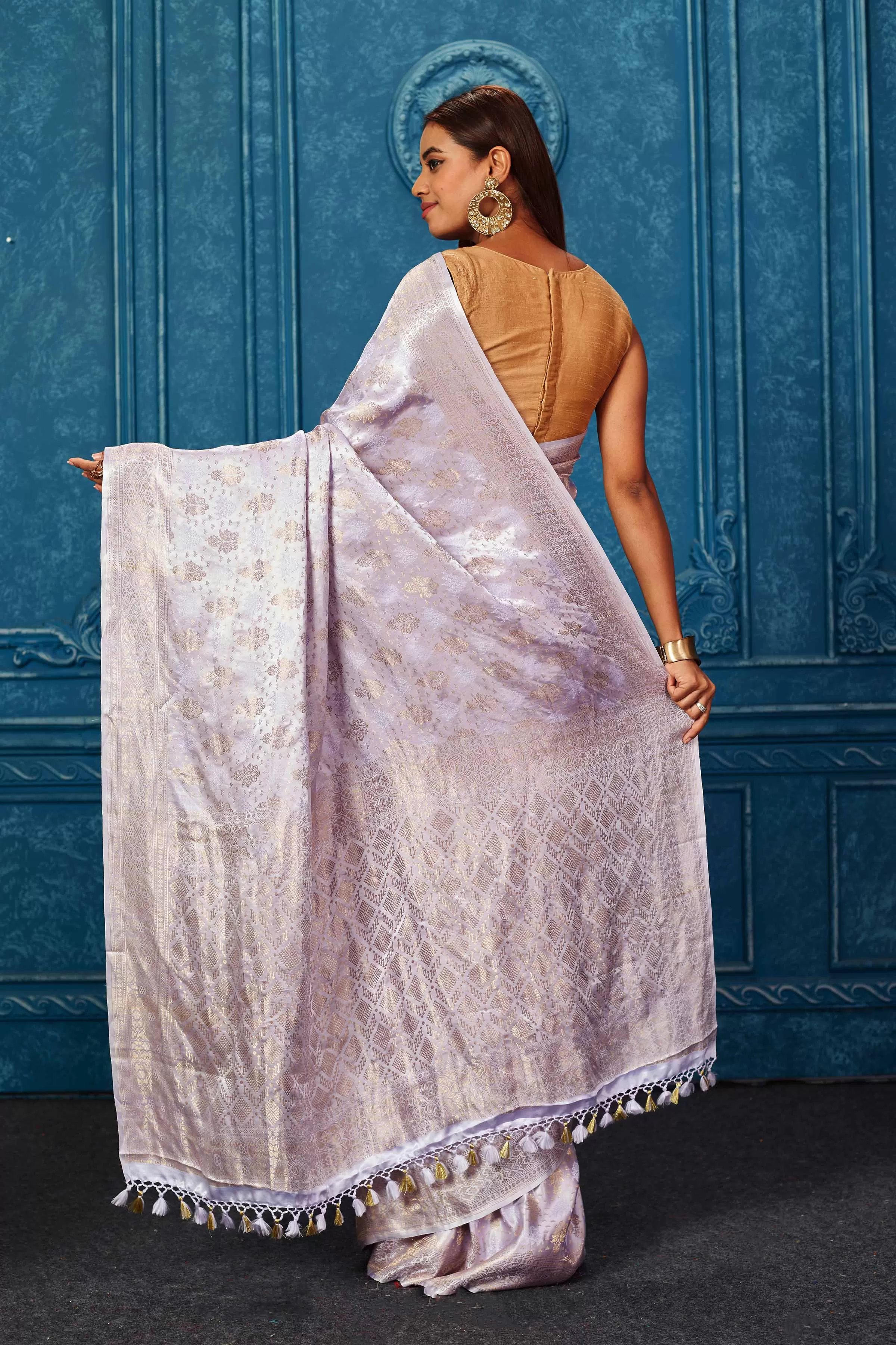 91A235 Lilac Banarasi Saree with Zari Work