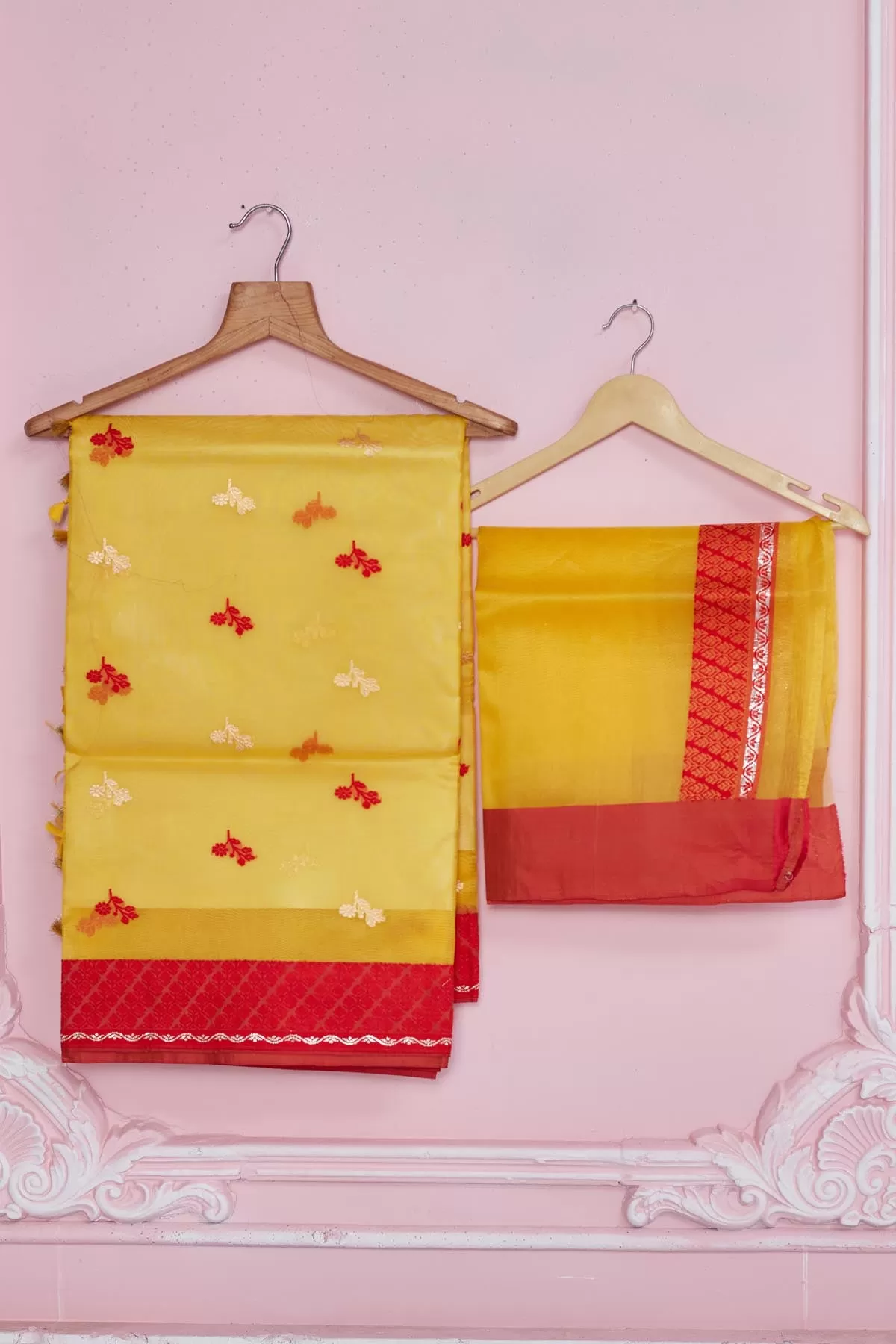 92A206 Yellow Banarasi Saree with Scattered Red Buti