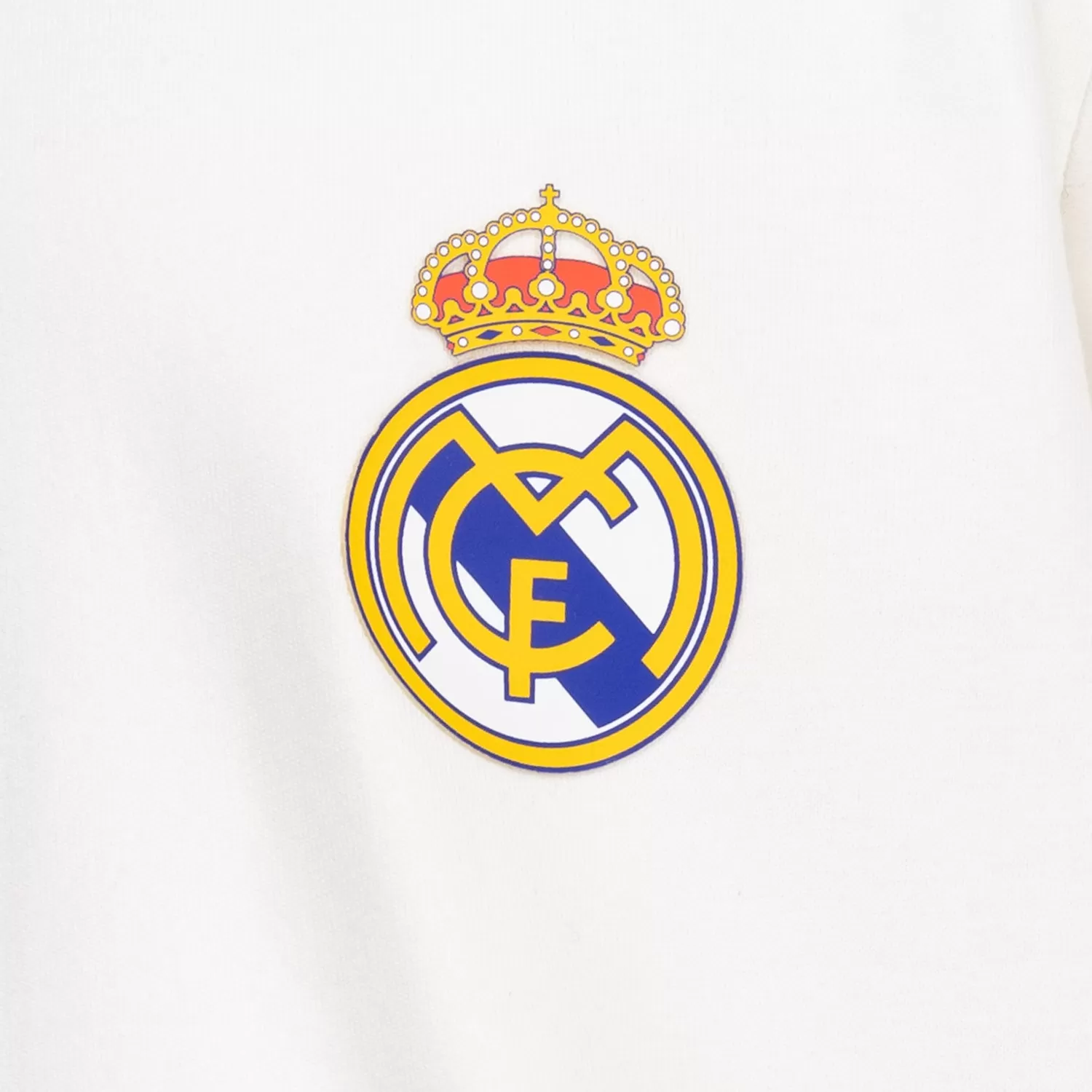 Camiseta Niños ECO Essentials Real Madrid Escudo Color Blanca