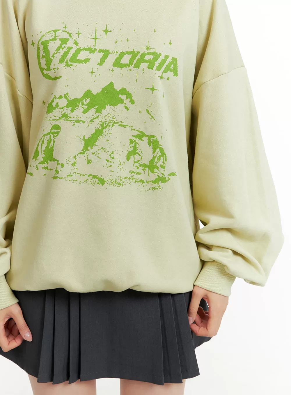 Graphic Crew Neck Sweatshirt OF415