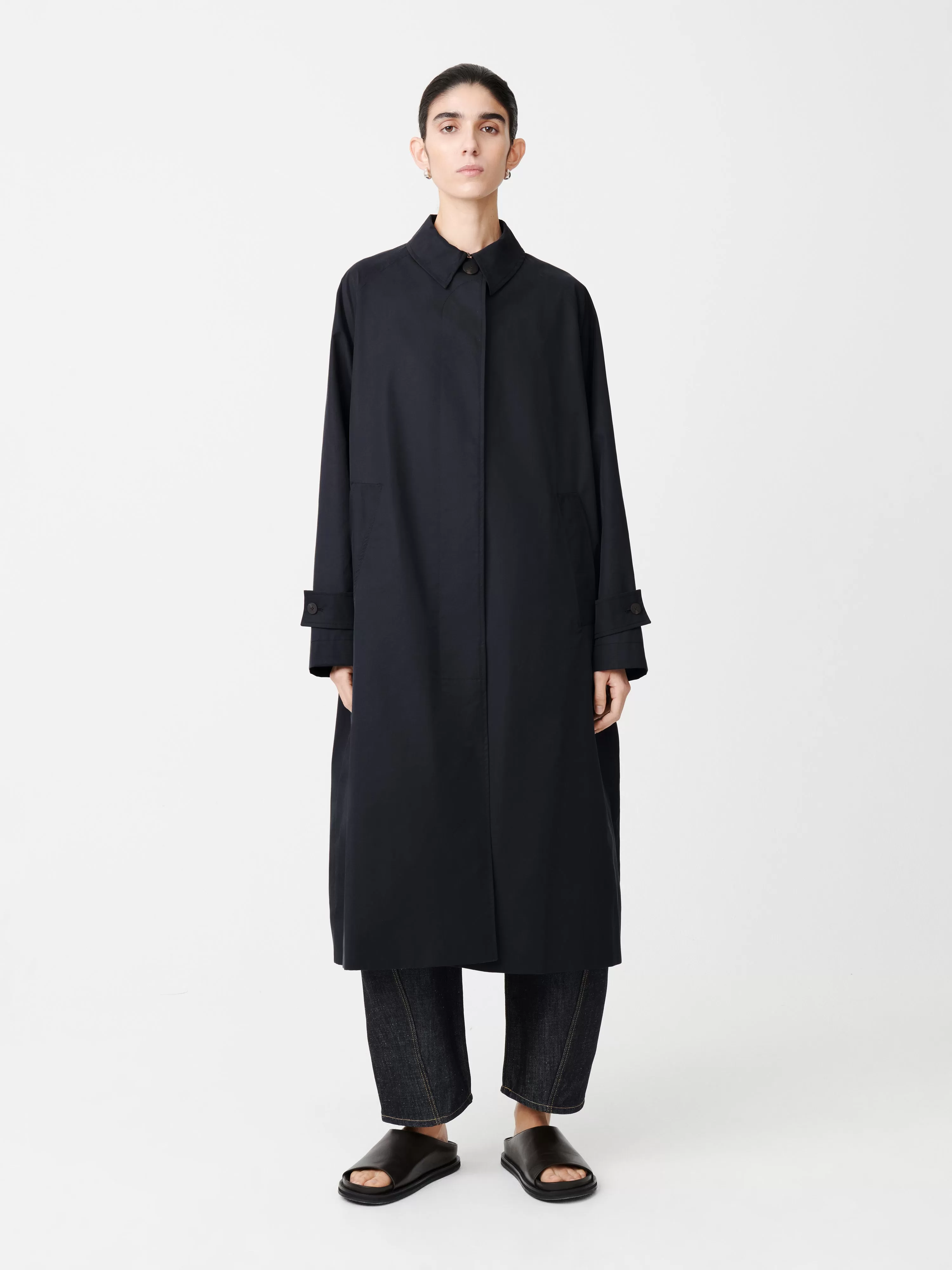 Holin Coat in Dark Navy