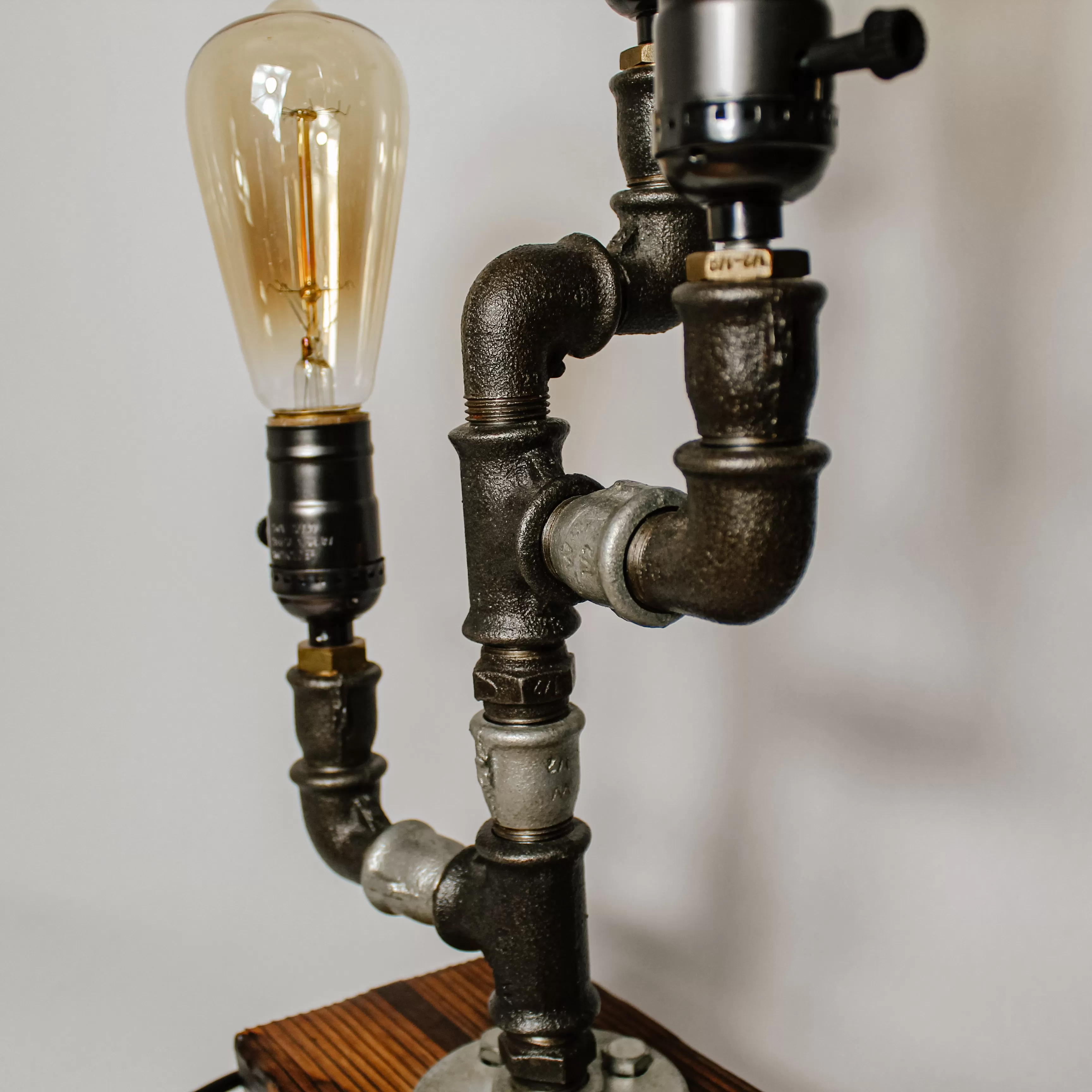 Industrial Table Lamp - Steampunk lamp