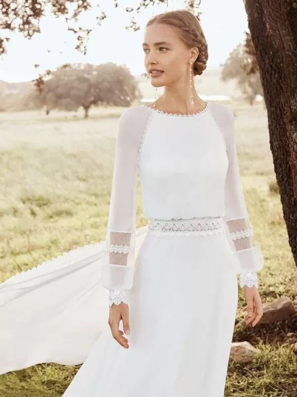 Ivory Simple Wedding Dress With Train Chiffon Jewel Neck Long Sleeves Lace A Line Bridal Gowns