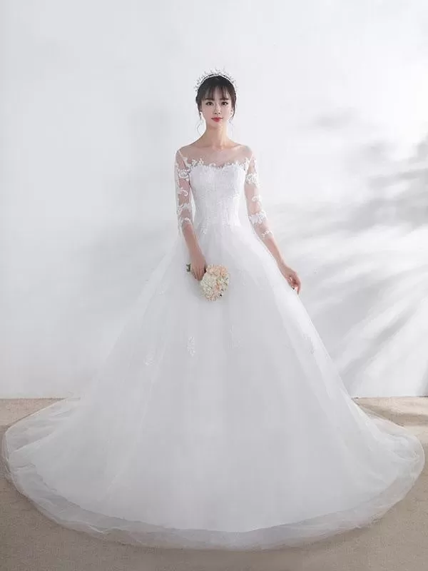 Ivory Wedding Dress Lace Applique Illusion Sweetheart Backless Half Sleeve A Line Chapel Train Bridal Dress