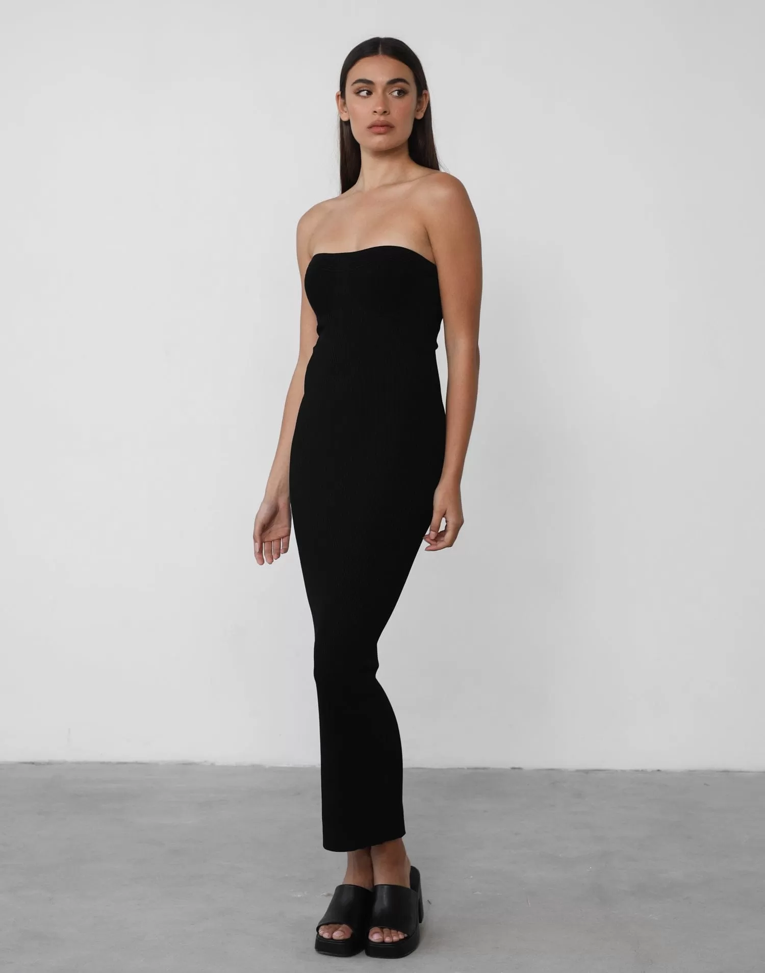 Mirabel Maxi Dress (Black)