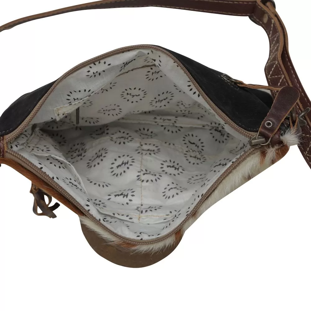 Myra Bag Re-Nao Small & Crossbody: Cozy Vibes in Brown Velvety Elegance