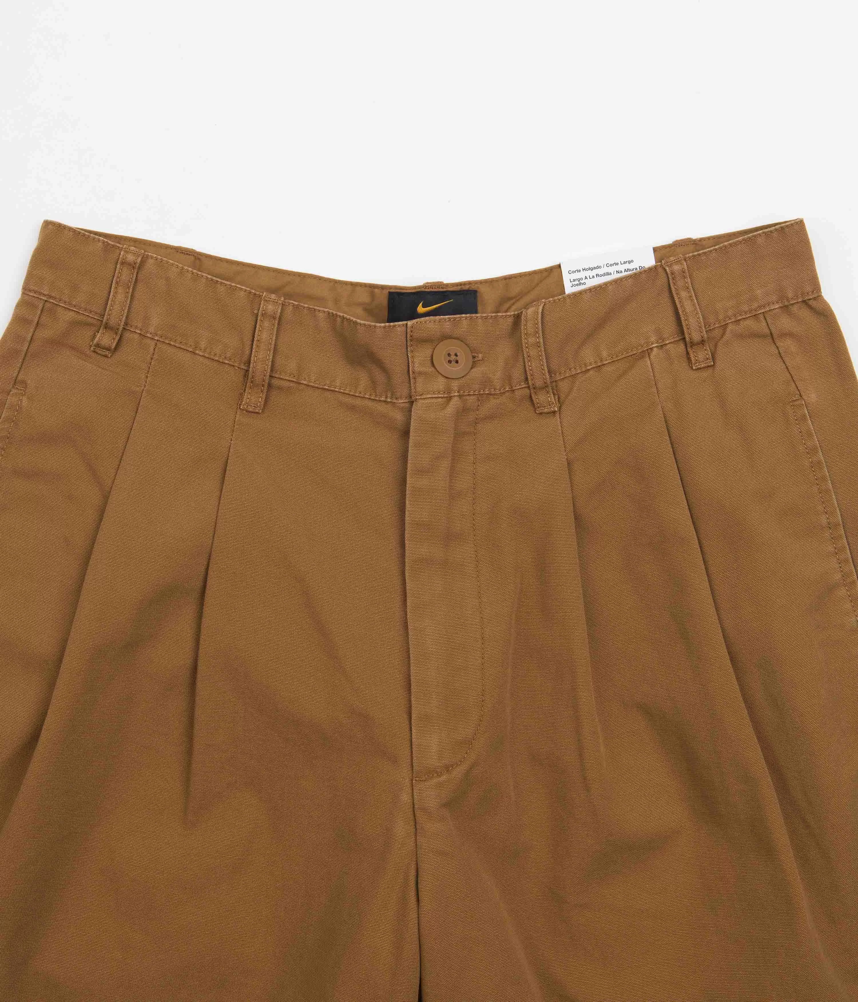 Nike Pleated Chino Shorts - Ale Brown / White