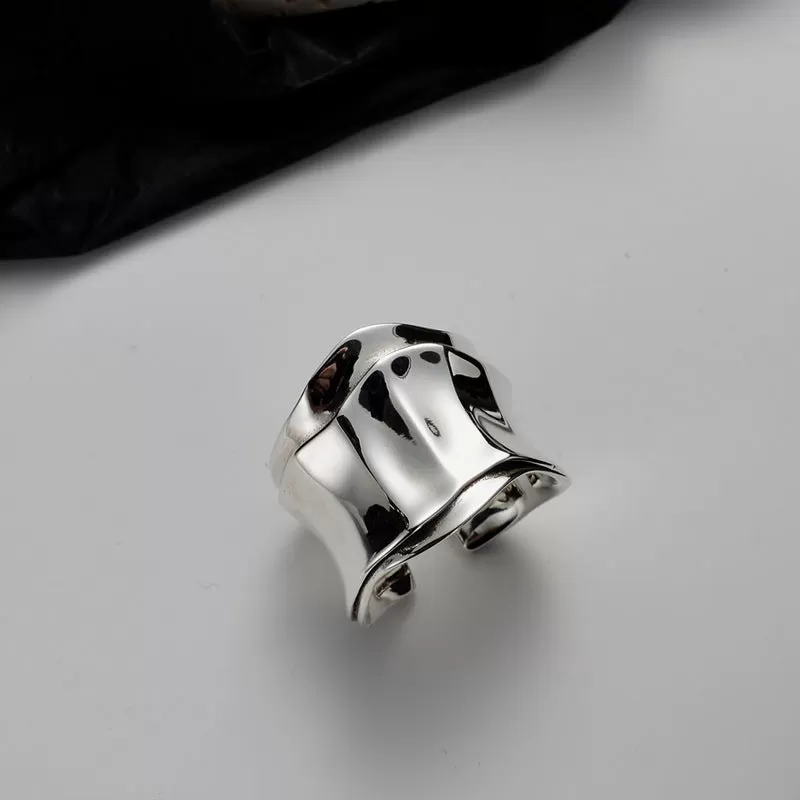 Origami Textured Silver Glossy Pleated Vintage Band Ring