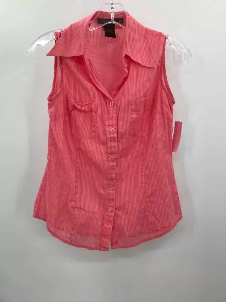 Pre-Owned Barami Pink Size XS Button Down Tank Top