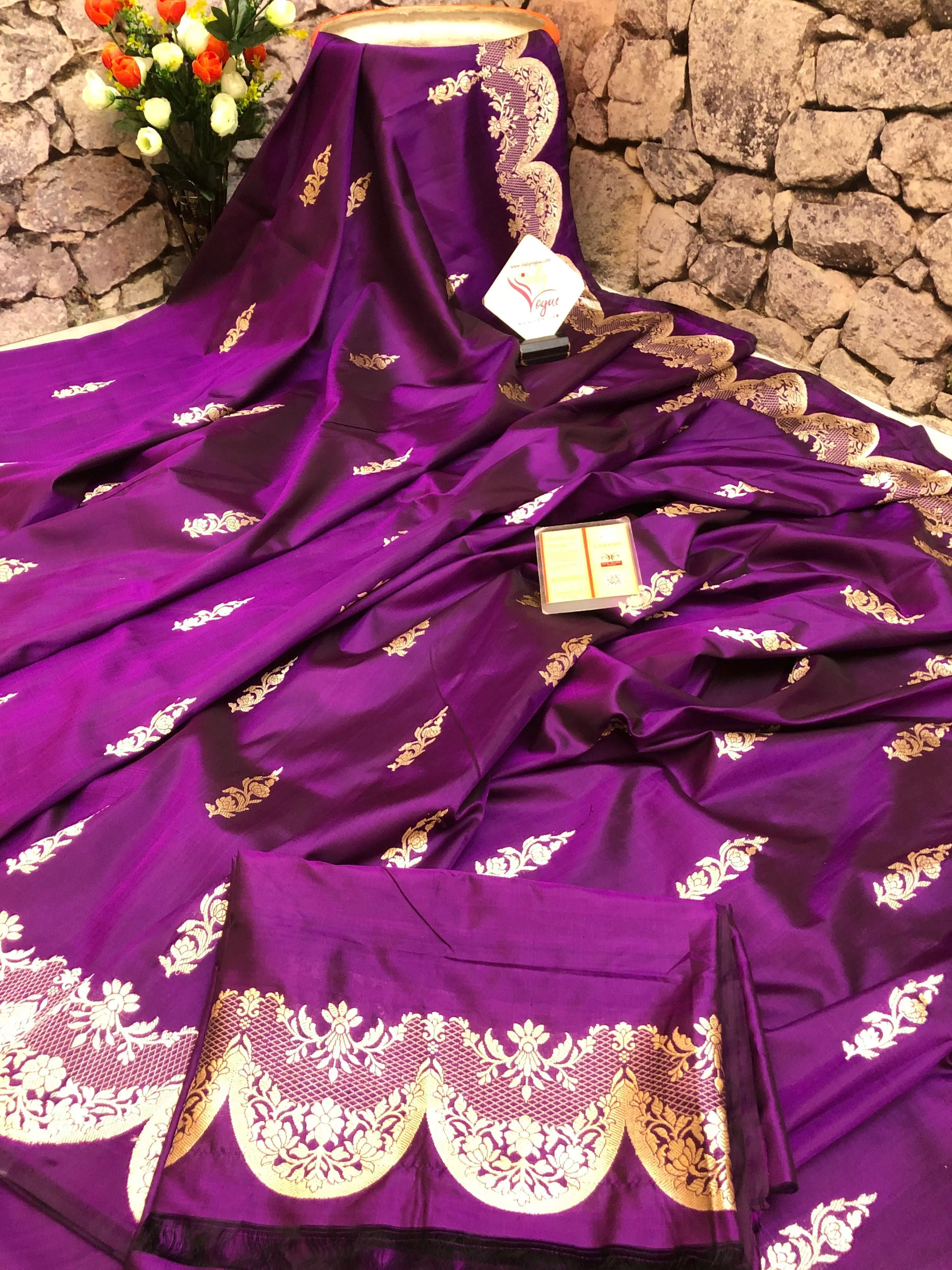 Purple Color Pure Katan banarasi Saree with Scallop Border