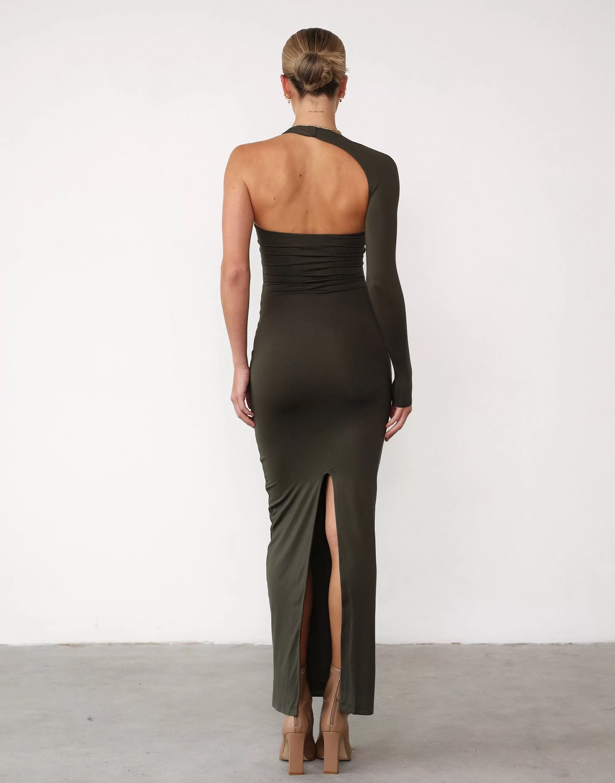 Ryleigh Maxi Dress (Burnt Olive)