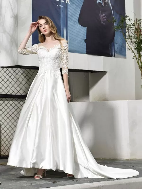 Simple Wedding Dress Jewel Neck Half Sleeves A Line Beaded Bridal Dresses With Train