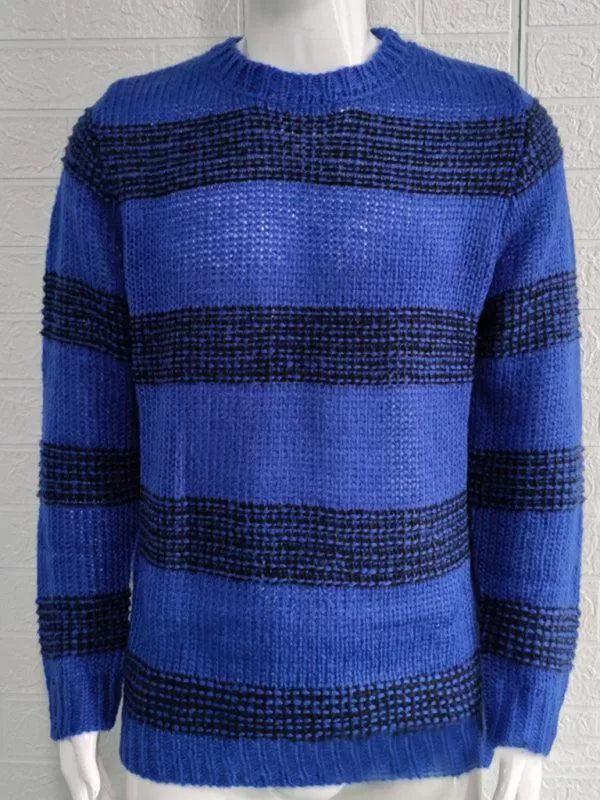 Striped Round Neck Men Pullover Sweater