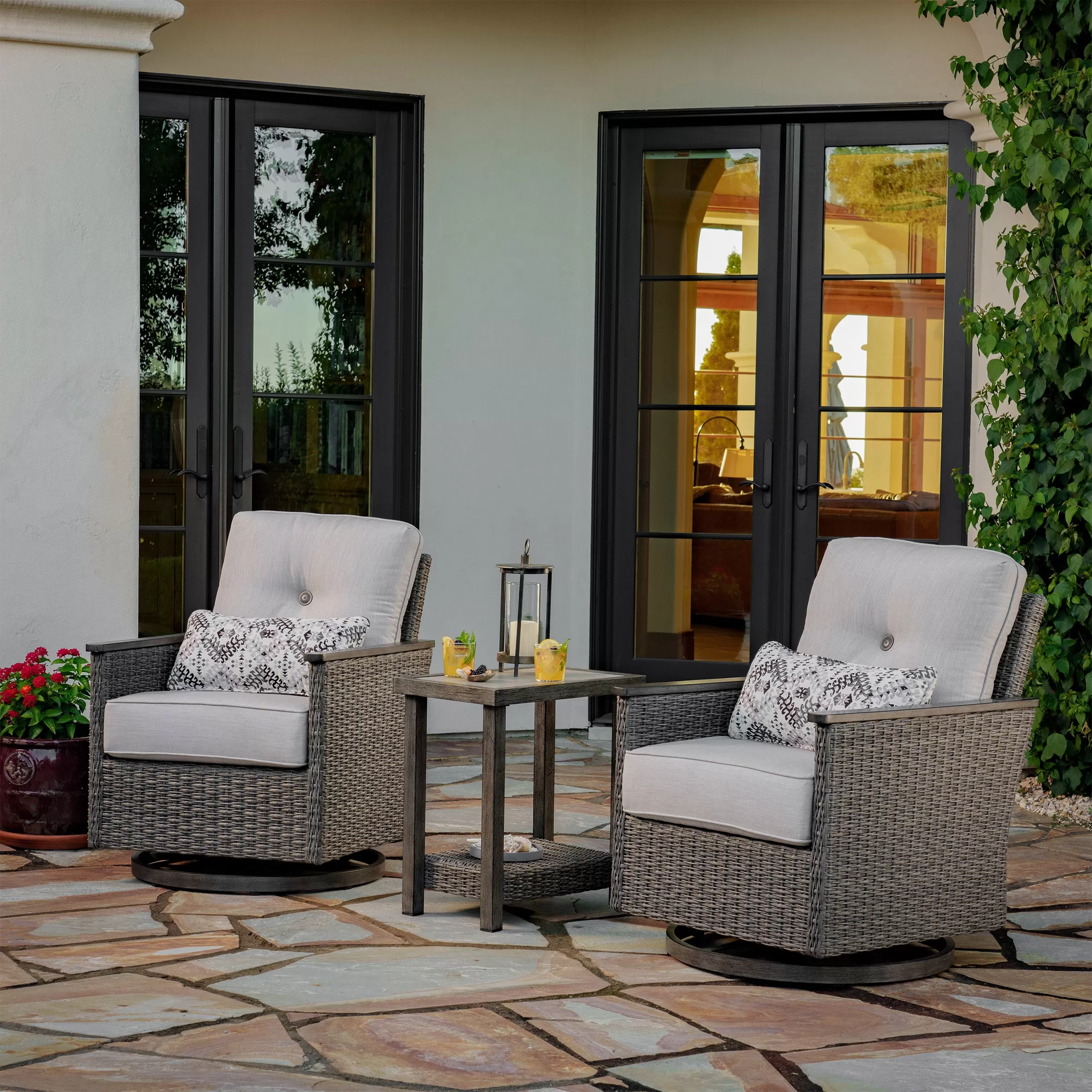 SunVilla Simone 3-piece Outdoor Patio Seating Set