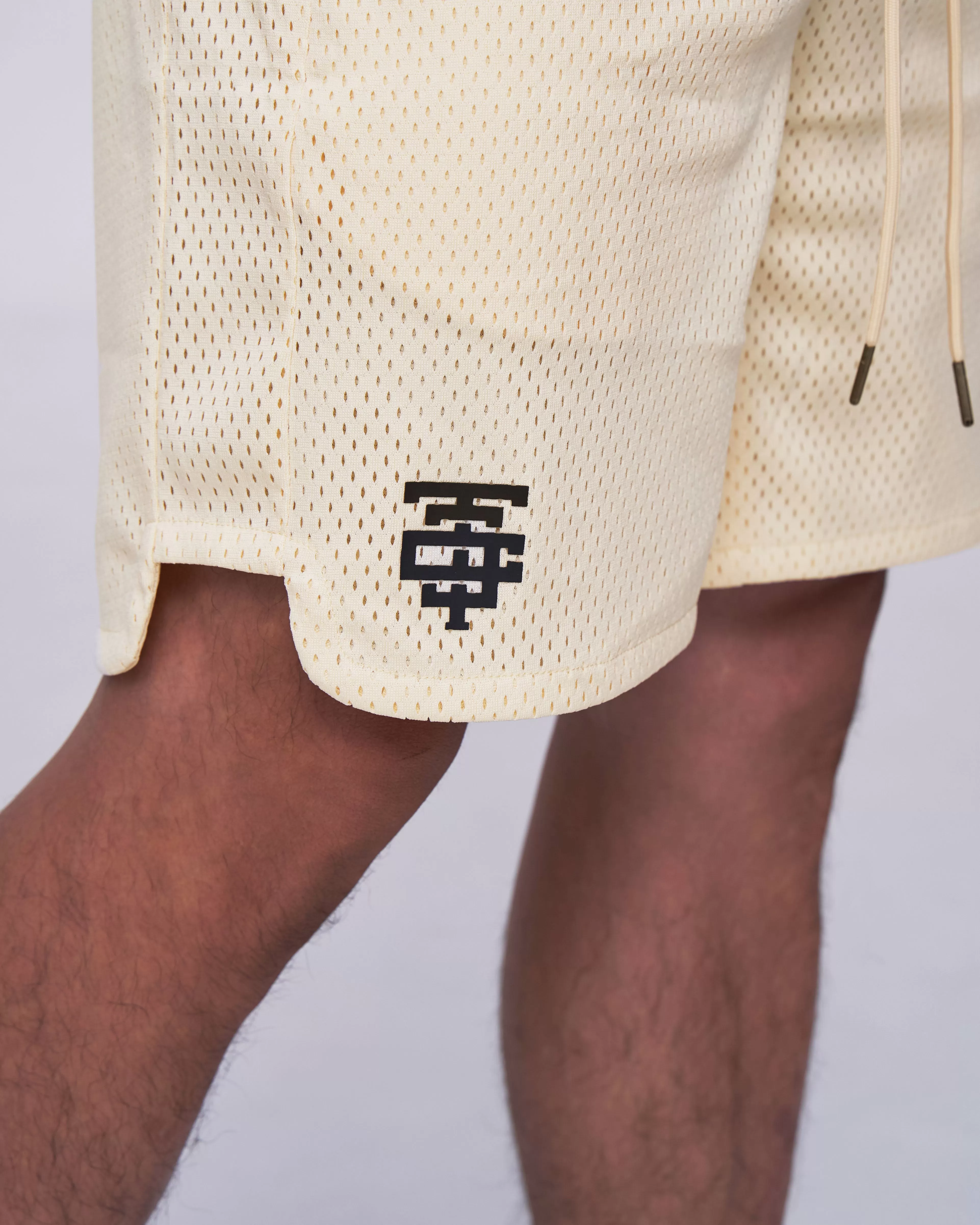 TJTC Double Mesh Curve Hem Shorts