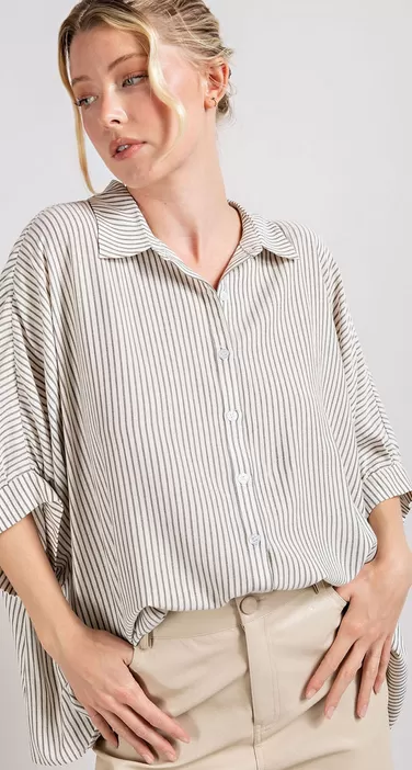 Tori Short Sleeve Button Down in Black Stripe