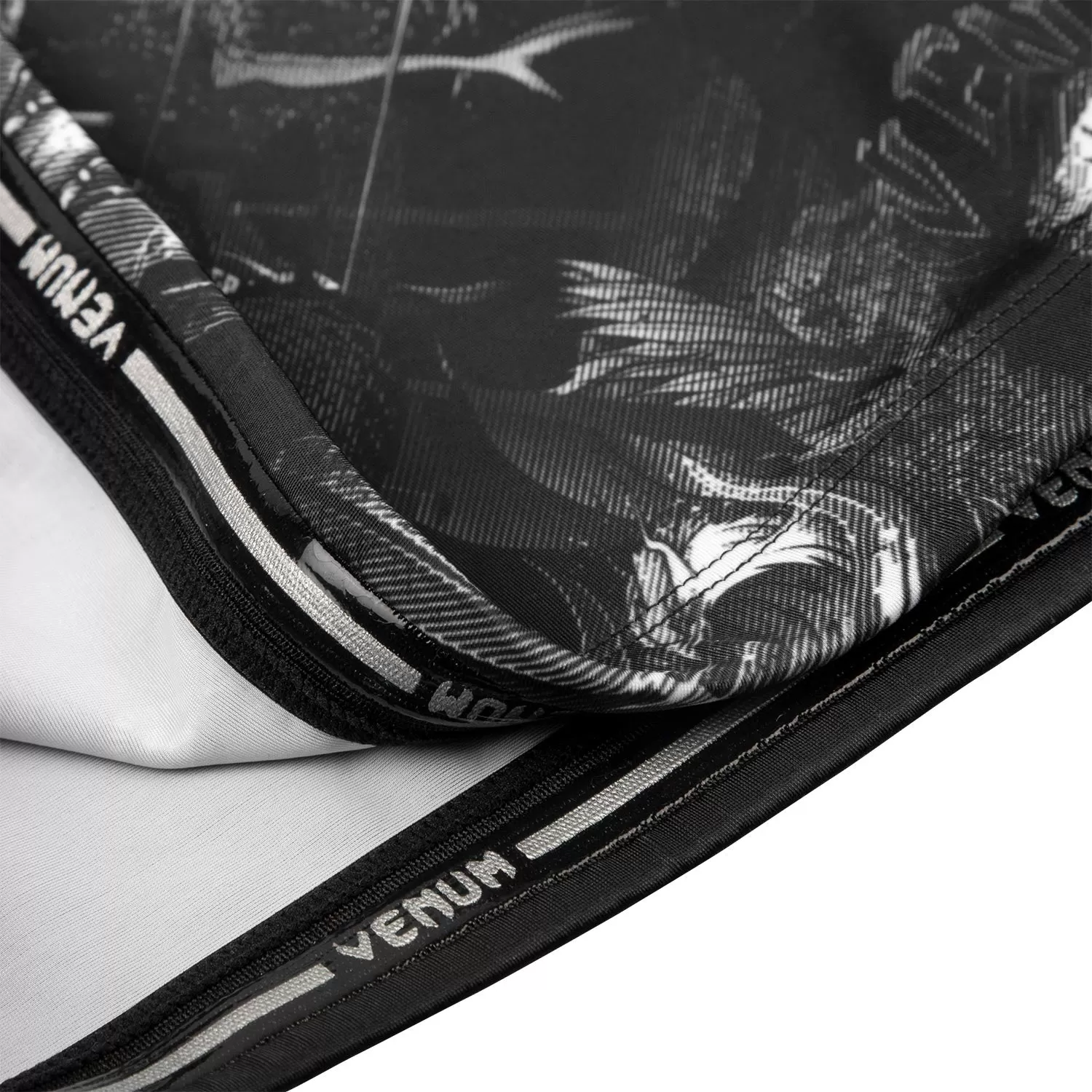 Venum Art Rashguard - Short Sleeves - Black/White